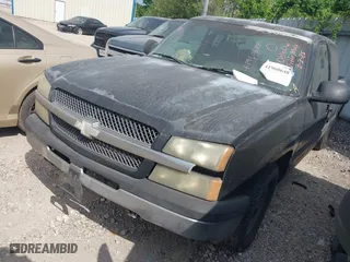 2003 Chevrolet Silverado 1500 LS with VIN 2GCEC19V131108606, listed as a IAAI auction lot 41960648 with 438,892 mi miles. Bid and sale history available at carsss.com. Image 2.