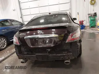 2014 Nissan Maxima SV z VIN 1N4AA5AP5EC910605, wystawiony jako IAAI lot #42082685 z przebiegiem 83 628 mil mil oraz . Historia ofert i sprzedaży dostępna na DreamBid. Obrazek 17.