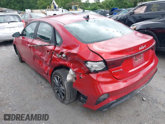 2023 Kia Forte LXS z VIN 3KPF24AD8PE582105, wystawiony jako IAAI lot #42366608 z przebiegiem 61 455 mil mil oraz . Historia ofert i sprzedaży dostępna na DreamBid. Obrazek 3.