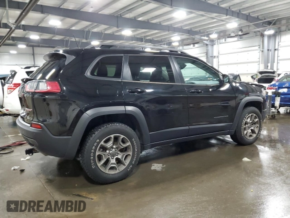 2020 Jeep Cherokee Trailhawk with VIN 1C4PJMBX2LD638678, listed as a Copart auction lot 52197785 with 103,724 mi miles and Salvage title. Bid and sale history available at DreamBid. Image 3.