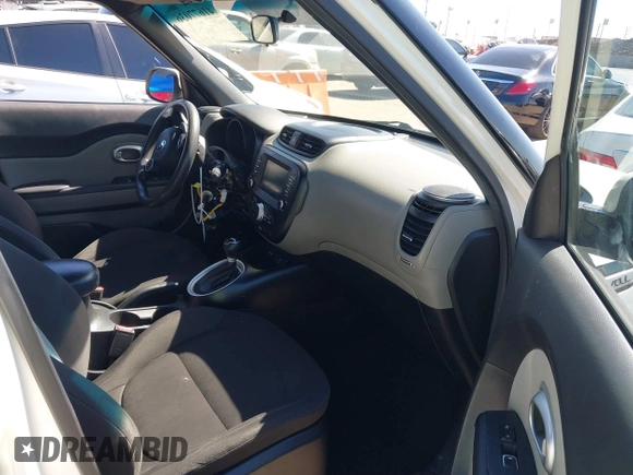 2018 Kia Soul with VIN KNDJN2A2XJ7535413, listed as a IAAI auction lot 41677036 with 141,803 mi miles. Bid and sale history available at carsss.com. Image 5.