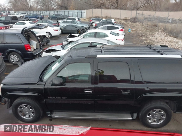 2005 Cadillac Escalade ESV z VIN 3GYFK66N55G236991, wystawiony jako IAAI lot #41506682 z przebiegiem 230 439 mil mil oraz . Historia ofert i sprzedaży dostępna na DreamBid. Obrazek 14.