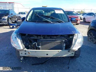 2019 Nissan Versa Sedan SV with VIN 3N1CN7AP3KL835375, listed as a IAAI auction lot 40753060 with 102,777 mi miles. Bid and sale history available at carsss.com. Image 6.