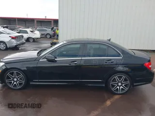 2013 Mercedes-Benz C with VIN WDDGF4HB2DF984626, listed as a IAAI auction lot 40576272 with 108,931 mi miles. Bid and sale history available at carsss.com. Image 14.