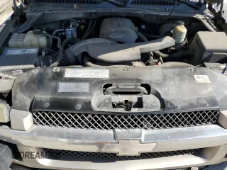2002 Chevrolet Avalanche z VIN 3GNEC13T32G329497, wystawiony jako Copart lot #59164275 z przebiegiem 174 500 mil mil oraz Szkoda całkowita • Salvage title. Historia ofert i sprzedaży dostępna na DreamBid. Obrazek 11.