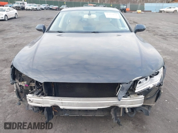 2014 Audi A7 3.0 Prestige with VIN WAU2GAFC5EN071911, listed as a IAAI auction lot 41453159 with 120,569 mi miles. Bid and sale history available at carsss.com. Image 6.
