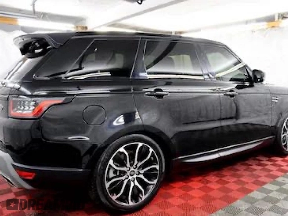 2021 Land Rover Range Rover Sport SE with VIN SALWG2SUXMA760365, listed as a Copart auction lot 87535585 with 38,959 mi miles and Clean Title. Bid and sale history available at carsss.com. Image 4.