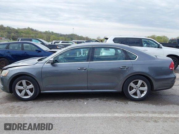 2013 Volkswagen Passat SE with VIN 1VWBH7A31DC084351, listed as a IAAI auction lot 42014167 with 187,959 mi miles and . Bid and sale history available at DreamBid. Image 14.