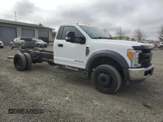 2017 Ford F-550 XL with VIN 1FDUF5GT0HEB62296, listed as a Copart auction lot 48300215 with 138,236 mi miles and Clean Title. Bid and sale history available at carsss.com. Image 4.