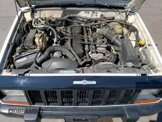 2000 Jeep Cherokee SE with VIN 1J4FF28S7YL257350, listed as a Copart auction lot 62320544 with 197,887 mi miles and Clean Title. Bid and sale history available at carsss.com. Image 12.