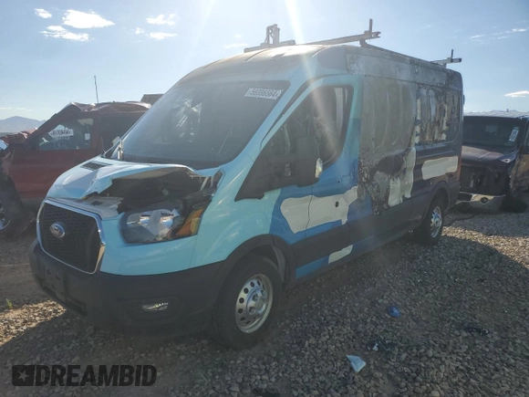 2023 Ford Transit Cargo z VIN 1FTBR2C85PKA42304, wystawiony jako Copart lot #56086564 z przebiegiem Nie podano mil oraz Szkoda całkowita • Salvage title. Historia ofert i sprzedaży dostępna na DreamBid. Obrazek 1.