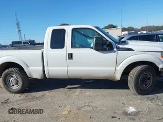 2014 Ford F-250 XL z VIN 1FT7X2A64EEB68906, wystawiony jako IAAI lot #41195294 z przebiegiem 222 445 mil mil oraz . Historia ofert i sprzedaży dostępna na DreamBid. Obrazek 13.