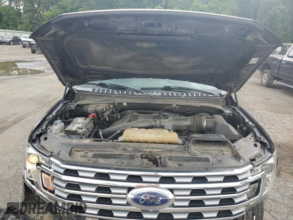 2019 Ford Expedition Max Limited with VIN 1FMJK1KT1KEA19735, listed as a Copart auction lot 56634085 with 147,154 mi miles and Salvage title. Bid and sale history available at DreamBid. Image 12.