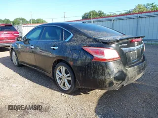 2013 Nissan Altima SL with VIN 1N4BL3AP0DC170723, listed as a IAAI auction lot 42177586 with 161,792 mi miles and . Bid and sale history available at DreamBid. Image 3.