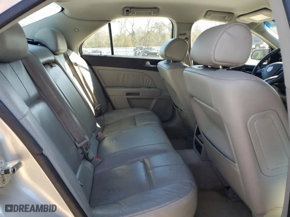2005 Cadillac STS with VIN 1G6DW677950196102, listed as a Copart auction lot 42146505 with 323,458 mi miles and Salvage Title. Bid and sale history available at carsss.com. Image 10.