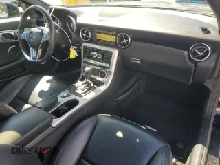 2012 Mercedes-Benz SLK 350 z VIN WDDPK5HA1CF033101, wystawiony jako Copart lot #49170935 z przebiegiem 46 342 mil mil oraz Szkoda całkowita • Salvage title. Historia ofert i sprzedaży dostępna na DreamBid. Obrazek 8.