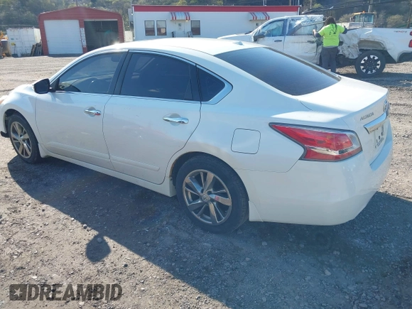 2015 Nissan Altima S with VIN 1N4AL3AP1FN873718, listed as a IAAI auction lot 41958635 with 126,724 mi miles and . Bid and sale history available at DreamBid. Image 3.