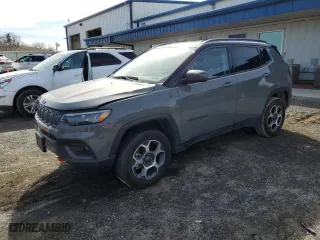 2022 Jeep Compass Trailhawk with VIN 3C4NJDDBXNT154487, listed as a Copart auction lot 48131265 with 48,197 mi miles and Salvage Title. Bid and sale history available at carsss.com. Image 1.