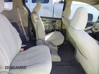 2013 Toyota Sienna LE AAS with VIN 5TDKK3DC8DS320002, listed as a IAAI auction lot 41839777 with 160,552 mi miles. Bid and sale history available at carsss.com. Image 8.