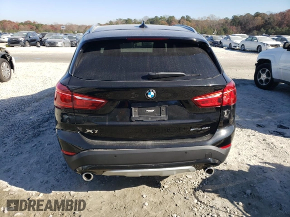 2022 BMW X1 sDrive28i with VIN WBXJG7C03N5V16273, listed as a Copart auction lot 83842324 with 19,303 mi miles and Salvage Title. Bid and sale history available at carsss.com. Image 6.