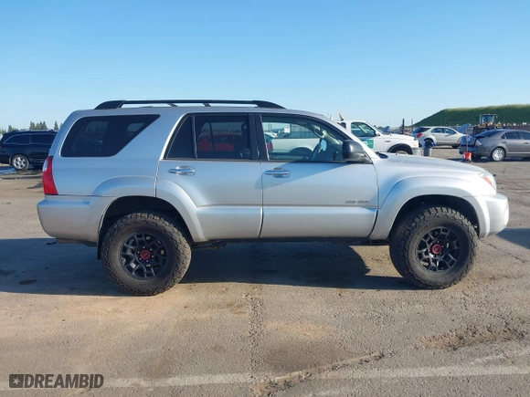 2007 Toyota 4Runner SR5 with VIN JTEBU14R178090309, listed as a IAAI auction lot 42030895 with 262,016 mi miles. Bid and sale history available at carsss.com. Image 13.