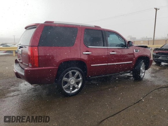 2011 Cadillac Escalade Premium z VIN 1GYS4CEFXBR191558, wystawiony jako Copart lot #42773755 z przebiegiem 107 057 mil mil oraz Szkody całkowita. Historia ofert i sprzedaży dostępna na DreamBid. Obrazek 3.