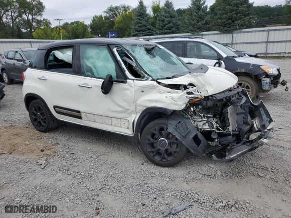 2015 FIAT 500L Urbana Trekking with VIN ZFBCFADH1FZ032934, listed as a Copart auction lot 69152844 with 0 mi miles and Salvage Title. Bid and sale history available at carsss.com. Image 4.
