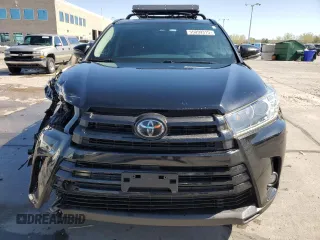 2018 Toyota Highlander SE with VIN 5TDKZRFH3JS540733, listed as a Copart auction lot 55099315 with 80,067 mi miles and Salvage title. Bid and sale history available at DreamBid. Image 5.