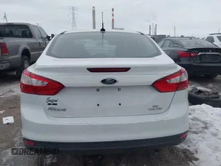 2013 Ford Focus SE with VIN 1FADP3F29DL343536, listed as a IAAI auction lot 41396247 with 185,737 mi miles. Bid and sale history available at carsss.com. Image 17.