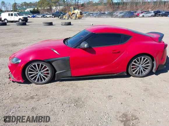 2021 Toyota Supra 3.0 with VIN WZ1DB0C08MW036515, listed as a IAAI auction lot 41832740 with 40,137 mi miles and . Bid and sale history available at DreamBid. Image 14.