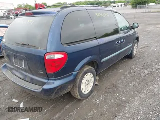 2001 Chrysler Voyager LX z VIN 1C4GJ45381B203634, wystawiony jako IAAI lot #42361491 z przebiegiem 235 655 mil mil oraz . Historia ofert i sprzedaży dostępna na DreamBid. Obrazek 4.
