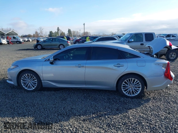 2020 Toyota Avalon Limited z VIN 4T1DZ1FB2LU053877, wystawiony jako IAAI lot #41725361 z przebiegiem 24 552 mil mil oraz . Historia ofert i sprzedaży dostępna na DreamBid. Obrazek 15.