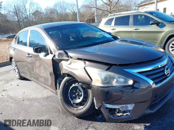 2014 Nissan Altima 2.5 S with VIN 1N4AL3AP5EC118453, listed as a IAAI auction lot 41280769 with 169,246 mi miles. Bid and sale history available at carsss.com. Image 6.