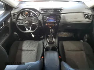 2020 Nissan Rogue SV z VIN JN8AT2MV5LW106382, wystawiony jako Copart lot #53783345 z przebiegiem 97 455 mil mil oraz Szkoda całkowita • Salvage title. Historia ofert i sprzedaży dostępna na DreamBid. Obrazek 8.