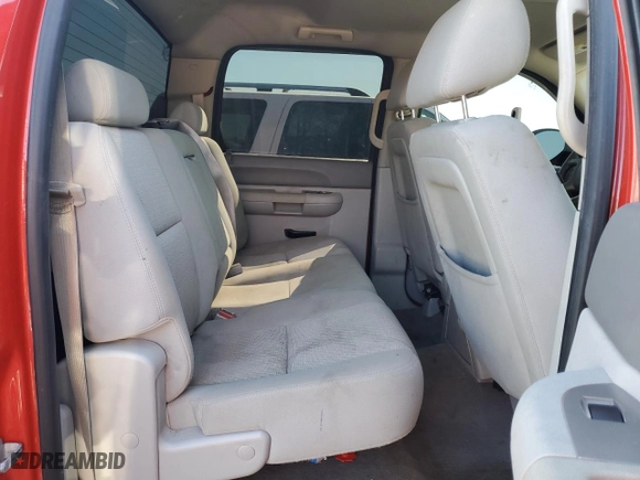 2013 Chevrolet Silverado 1500 LT with VIN 3GCPKSE70DG308216, listed as a Copart auction lot 46335645 with 161,968 mi miles and Salvage Title. Bid and sale history available at carsss.com. Image 10.