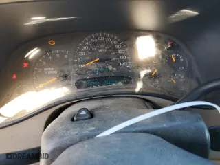 2003 Chevrolet Tahoe LS with VIN 1GNEC13V63R130396, listed as a Copart auction lot 86105634 with 266,238 mi miles and Salvage Title. Bid and sale history available at carsss.com. Image 9.