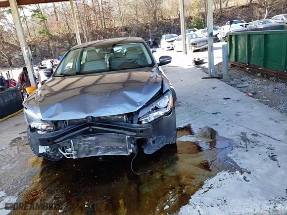 2013 Volkswagen Passat SE w/Sunroof with VIN 1VWBH7A33DC079443, listed as a Copart auction lot 43699995 with 88,620 mi miles and Salvage Title. Bid and sale history available at carsss.com. Image 10.