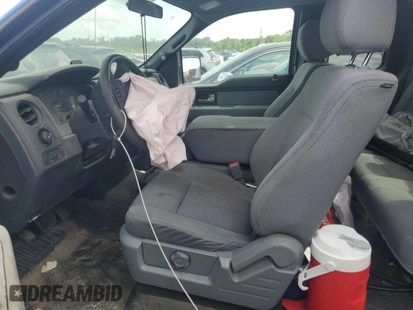 2013 Ford F-150 XL z VIN 1FTFX1EF7DFB21118, wystawiony jako Copart lot #60924885 z przebiegiem 177 212 mil mil oraz Czysty tytuł • Clean title. Historia ofert i sprzedaży dostępna na DreamBid. Obrazek 7.