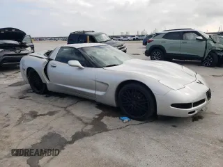 2002 Chevrolet Corvette with VIN 1G1YY22G925110271, listed as a Copart auction lot 86777864 with 118,309 mi miles and Salvage Title. Bid and sale history available at carsss.com. Image 4.