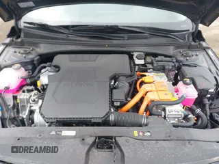 2025 Hyundai Elantra Limited z VIN KMHLN4DJ1SU124424, wystawiony jako IAAI lot #42013638 z przebiegiem 2 713 mil mil oraz . Historia ofert i sprzedaży dostępna na DreamBid. Obrazek 10.