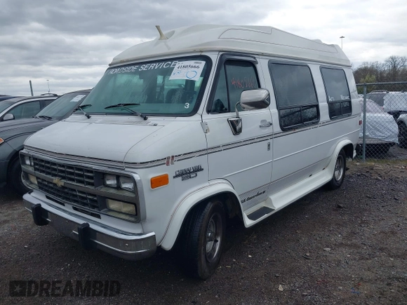 1994 Chevrolet Chevy Van z VIN 1GBEG25K7RF187968, wystawiony jako IAAI lot #41805666 z przebiegiem 224 279 mil mil oraz . Historia ofert i sprzedaży dostępna na DreamBid. Obrazek 2.