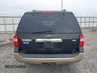 2013 Ford Expedition XLT z VIN 1FMJU1H56DEF62892, wystawiony jako IAAI lot #41388210 z przebiegiem 210 803 mil mil oraz . Historia ofert i sprzedaży dostępna na DreamBid. Obrazek 17.