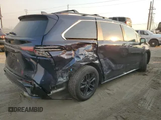 2024 Toyota Sienna LE with VIN 5TDCSKFC8RS146435, listed as a Copart auction lot 88138465 with 2,594 mi miles and Salvage Title. Bid and sale history available at carsss.com. Image 3.