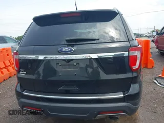 2018 Ford Explorer XLT z VIN 1FM5K7D83JGC39166, wystawiony jako IAAI lot #42425333 z przebiegiem 122 029 mil mil oraz . Historia ofert i sprzedaży dostępna na DreamBid. Obrazek 16.