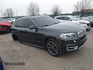 2017 BMW X5 xDrive35i with VIN 5UXKR0C37H0V83231, listed as a IAAI auction lot 41132304 with 1 mi miles. Bid and sale history available at carsss.com. Image 1.
