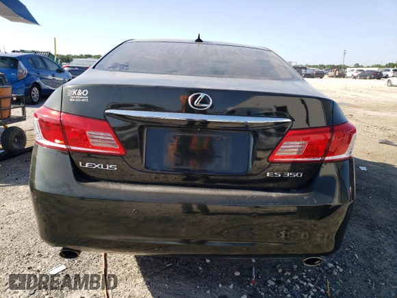 2010 Lexus ES 330 z VIN JTHBK1EG7A2402648, wystawiony jako Copart lot #56504325 z przebiegiem 101 672 mil mil oraz Szkoda całkowita • Salvage title. Historia ofert i sprzedaży dostępna na DreamBid. Obrazek 6.