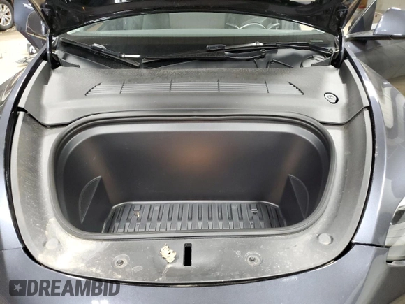 2024 Tesla Model Y Long Range with VIN 7SAYGDEE1RA254860, listed as a Copart auction lot 50750225 with 12,343 mi miles and Salvage Title. Bid and sale history available at DreamBid. Image 11.