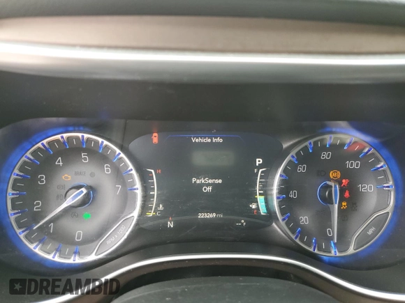 2017 Chrysler Pacifica Touring L Plus z VIN 2C4RC1EG6HR840098, wystawiony jako Copart lot #55848335 z przebiegiem 233 269 mil mil oraz Szkoda całkowita • Salvage title. Historia ofert i sprzedaży dostępna na DreamBid. Obrazek 9.