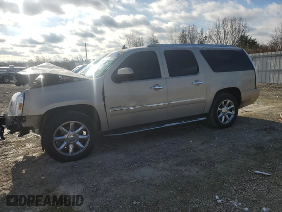 2011 GMC Yukon XL Denali with VIN 1GKS2MEF2BR192306, listed as a Copart auction lot 84486134 with 197,724 mi miles and Salvage Title. Bid and sale history available at carsss.com. Image 1.