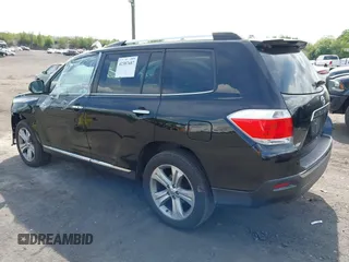 2012 Toyota Highlander Limited z VIN 5TDYK3EH7CS053597, wystawiony jako IAAI lot #42387687 z przebiegiem 134 302 mil mil oraz . Historia ofert i sprzedaży dostępna na DreamBid. Obrazek 3.